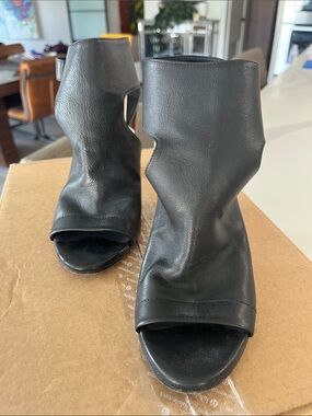 Vince Black Leather Open-Peep Block Heel Sandals with Wood-Tone Heel